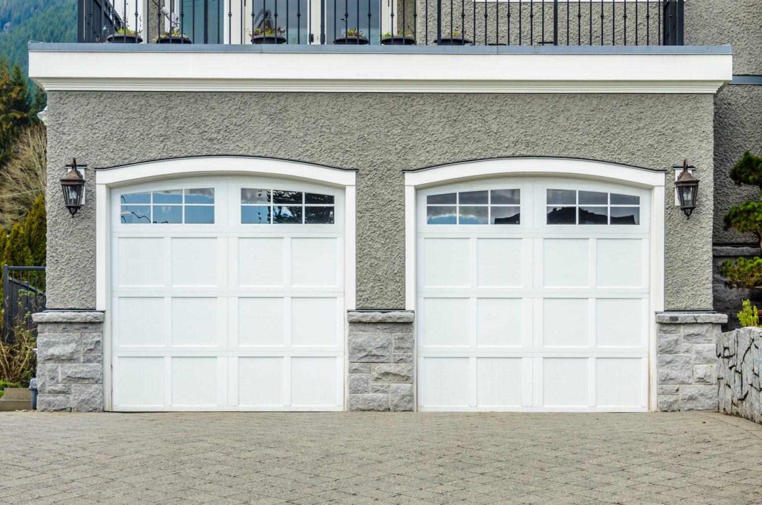 Your Guide to the Different Types of Garage Doors • Home Tips
